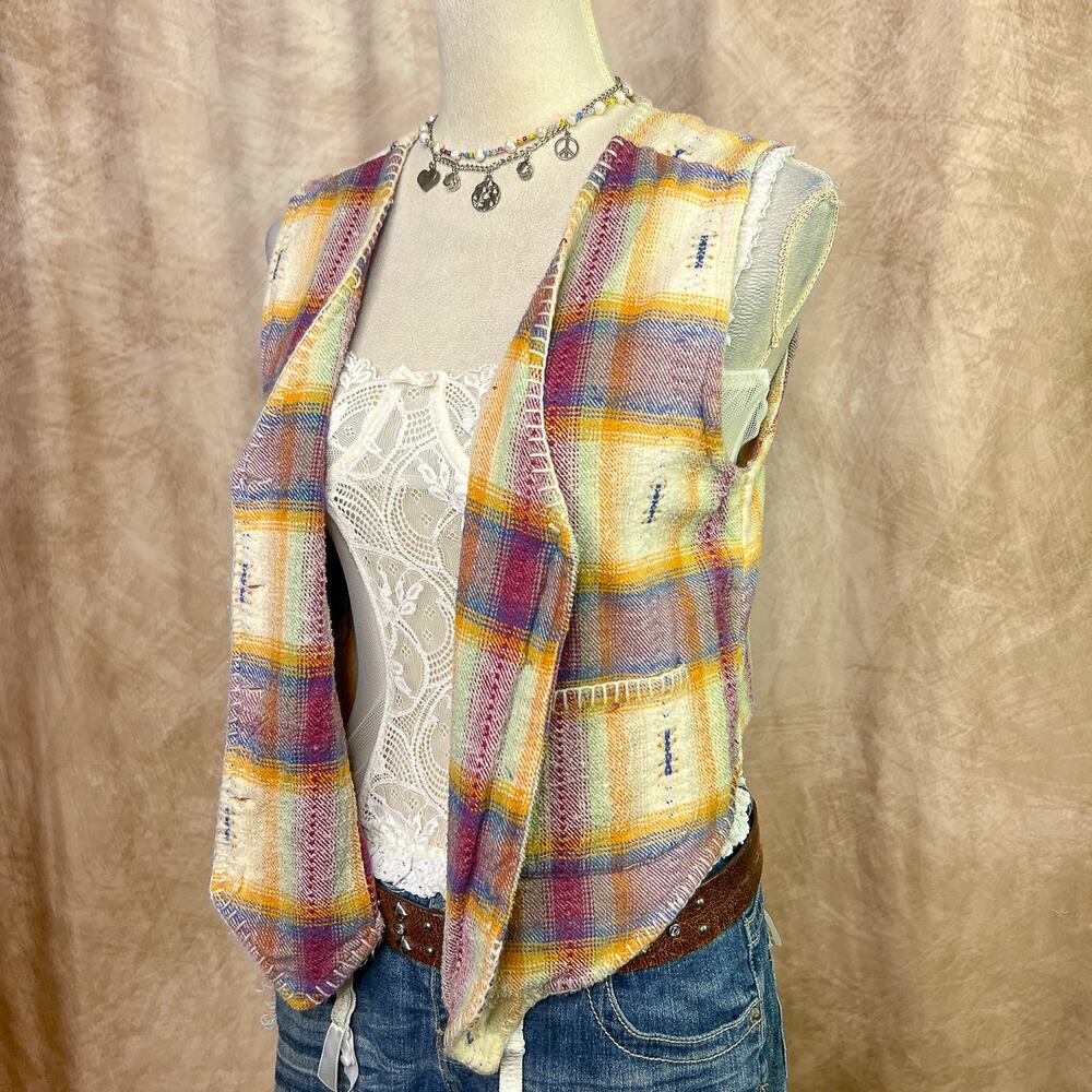 Western Plaid Vest Multicolor Southwestern Button Up Sleeveless Vintage 90s Folk